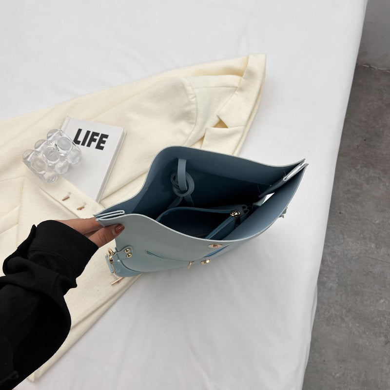 Valantomode | The ‘Aurelius’ Leather Saddle Bag – Sovereign Curve & Linear Precision