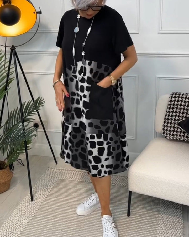 Valantomode | Dress with Animal Print