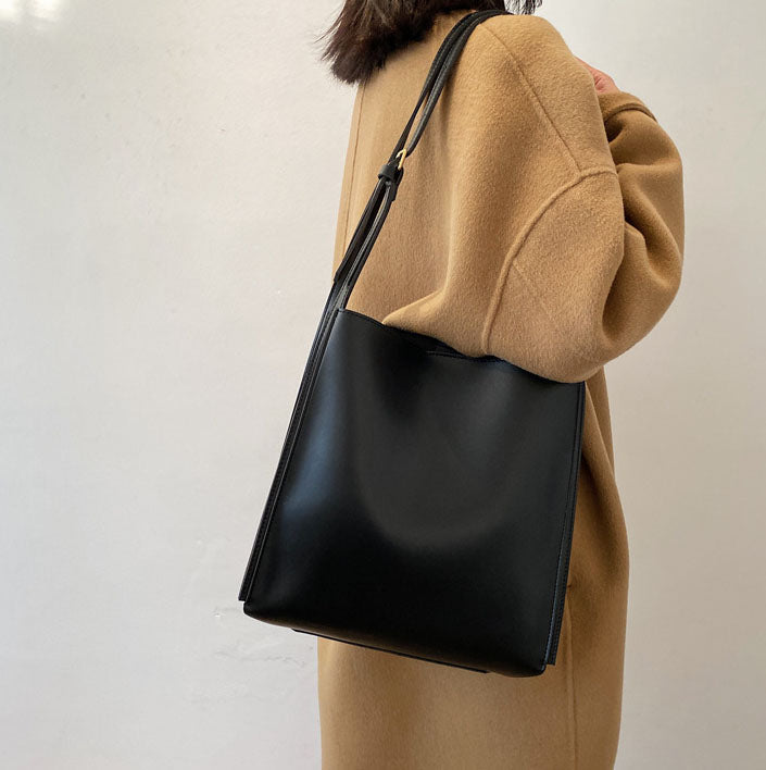 Valantomode | The ‘Aurelius’ Veridian Sovereign Monolith – Women's Premium Vegan Leather Executive Tote