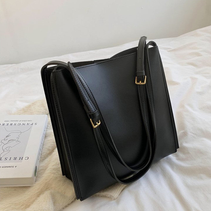 Valantomode | The ‘Aurelius’ Veridian Sovereign Monolith – Women's Premium Vegan Leather Executive Tote