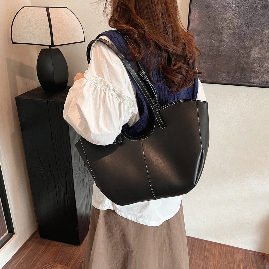 Valantomode | Amara Command Executive – 46cm Premium Vegan Leather Oversized Professional Tote