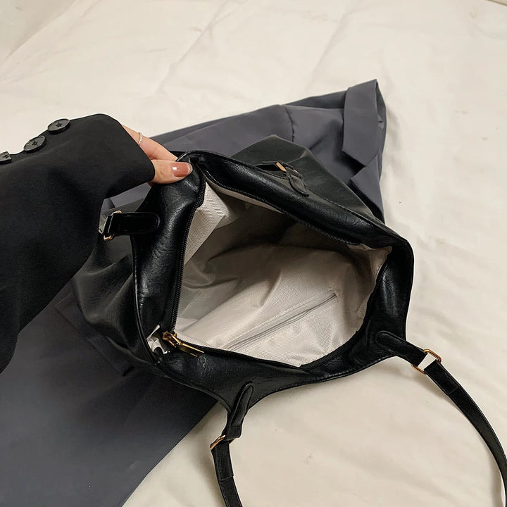 Valantomode | The ‘Aurelius’ Elena Sovereign Vessel – Women's Premium Eco-Friendly Vegan Leather Tote