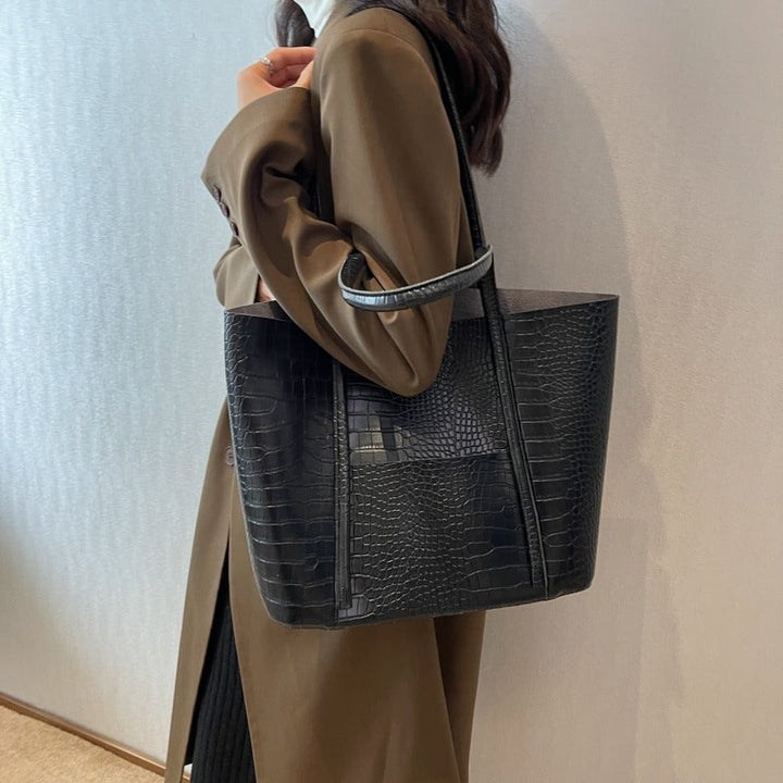Valantomode | Imperial Croc Garrison – Premium Croc-Embossed Vegan Leather XL Business Tote