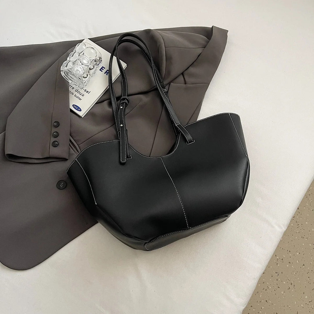 Valantomode | Amara Command Executive – 46cm Premium Vegan Leather Oversized Professional Tote