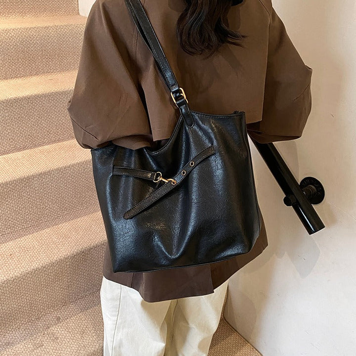 Valantomode | The ‘Aurelius’ Elena Sovereign Vessel – Women's Premium Eco-Friendly Vegan Leather Tote