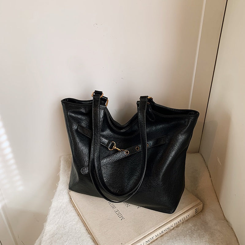 Valantomode | The ‘Aurelius’ Elena Sovereign Vessel – Women's Premium Eco-Friendly Vegan Leather Tote