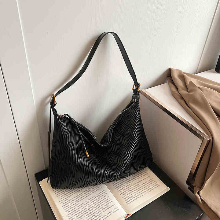 Valantomode | Riviera Kinetic Slab – Premium Vegan Leather Slim-Profile Executive Shoulder Bag