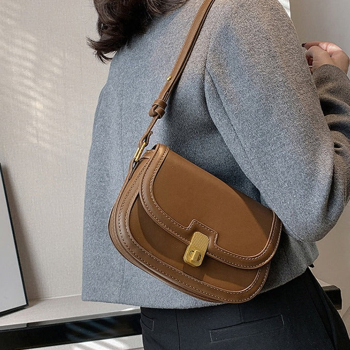 Valantomode | The ‘Aurelius’ Lily Sentinel Vessel – Women's Premium Turn-Lock Executive Crossbody