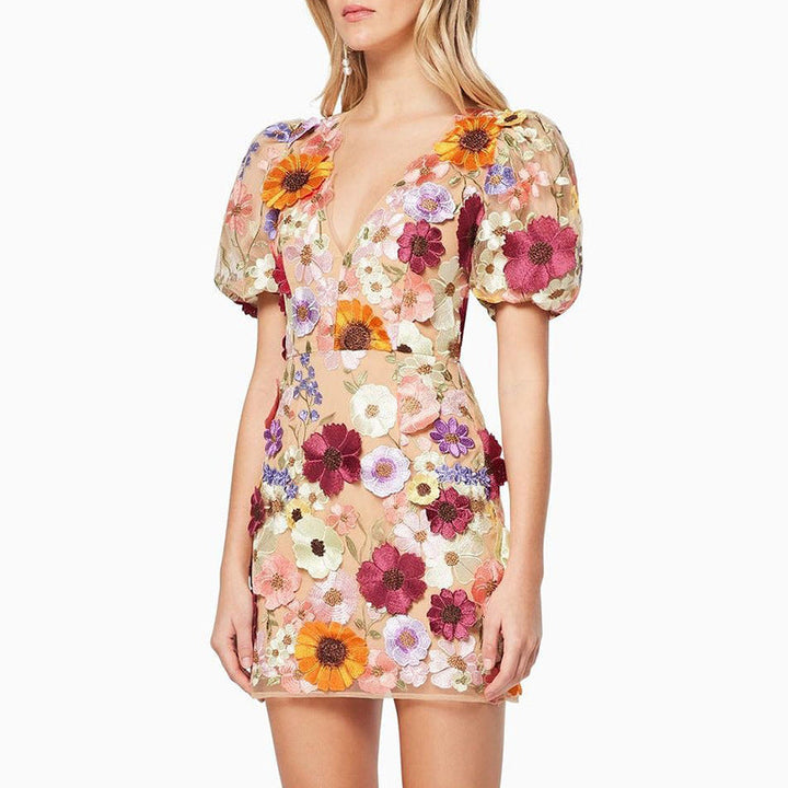 Valantomode | Chic V-neck Floral Dress for Effortless Style