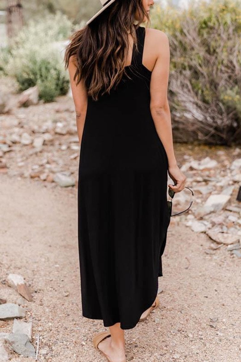 Valantomode | Dress with Halter Design