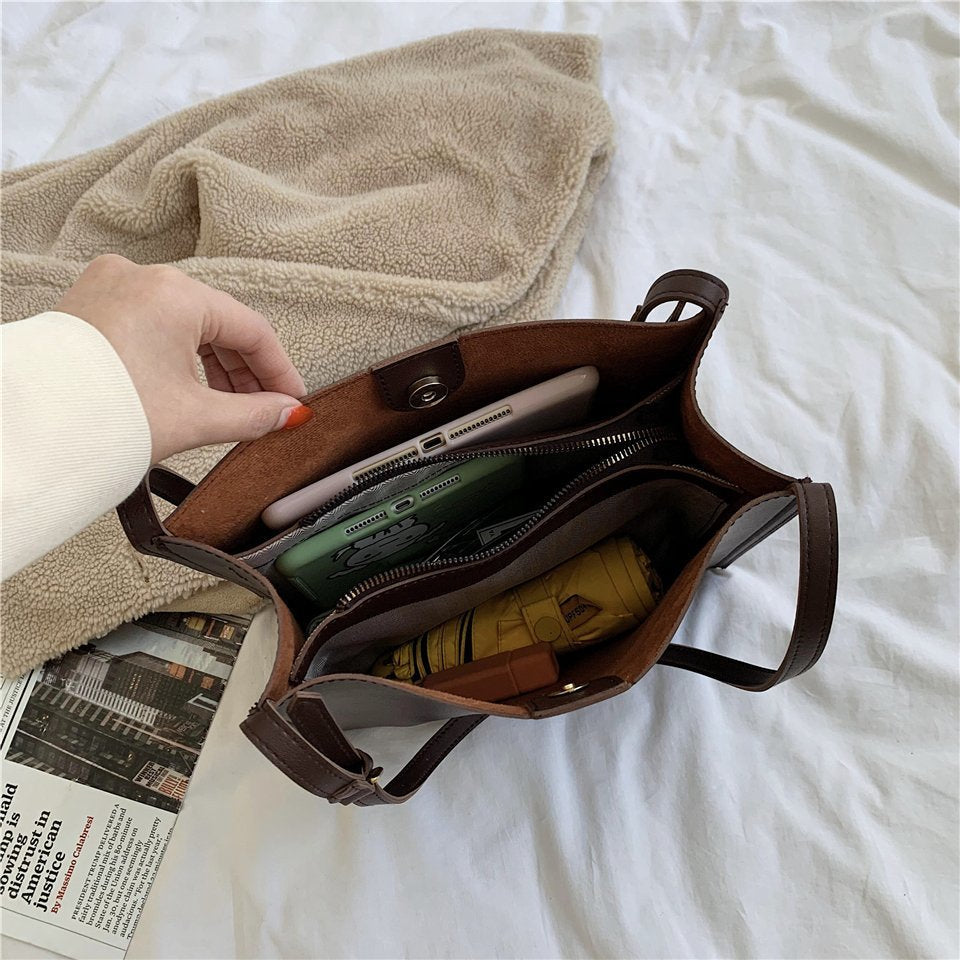 Valantomode | The ‘Aurelius’ Veridian Sovereign Monolith – Women's Premium Vegan Leather Executive Tote