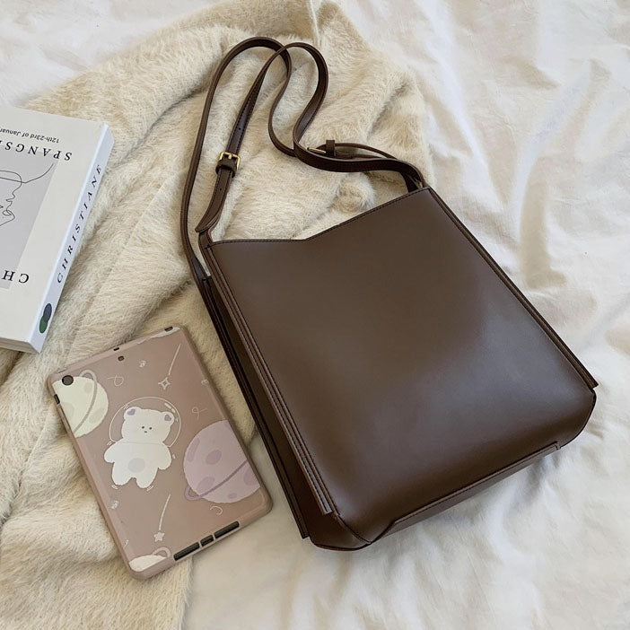 Valantomode | The ‘Aurelius’ Veridian Sovereign Monolith – Women's Premium Vegan Leather Executive Tote