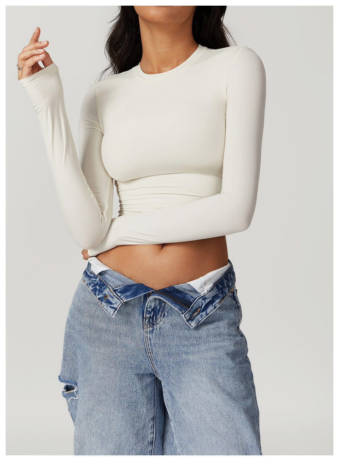 Valantomode | Seamless Long Sleeve Crop Top for Women - Yoga Shaping Design