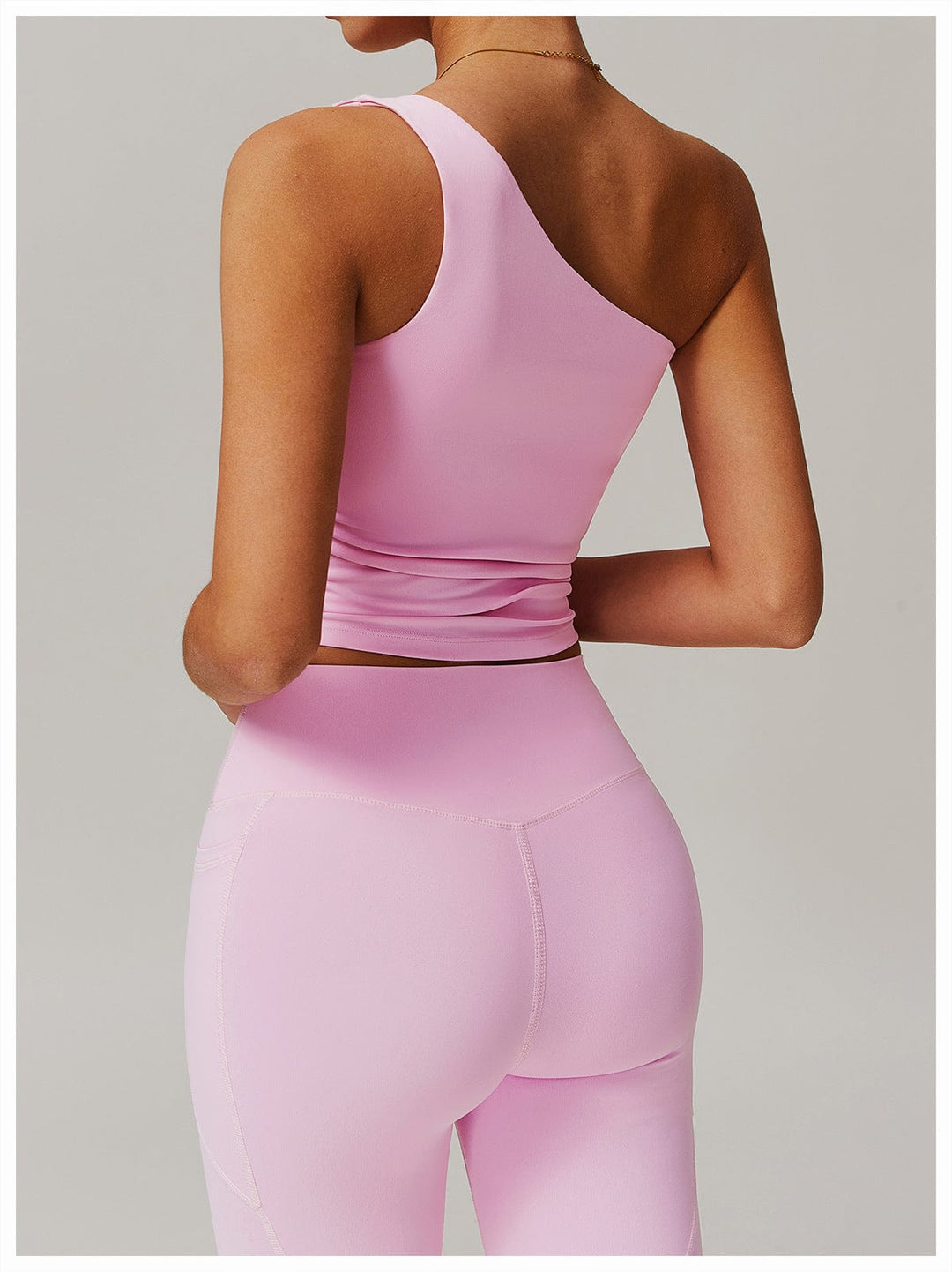 Valantomode | One-Shoulder Shaping Crop Top with Removable Chest Pads for Workouts