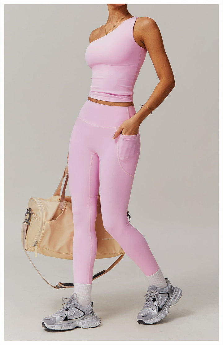 Valantomode | One-Shoulder Shaping Crop Top with Removable Chest Pads for Workouts