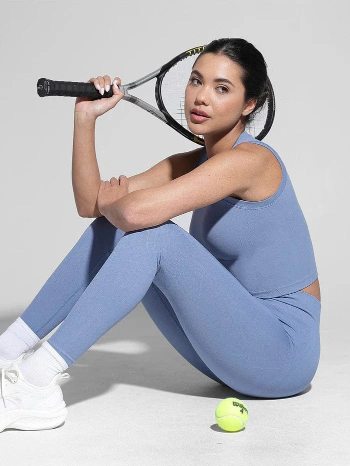 Valantomode | Seamless Supportive Yoga Crop Top with Built-In Bra and Adjustable Cups