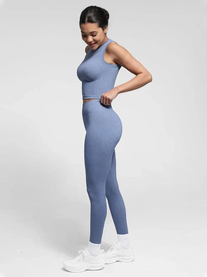 Valantomode | Seamless Supportive Yoga Crop Top with Built-In Bra and Adjustable Cups