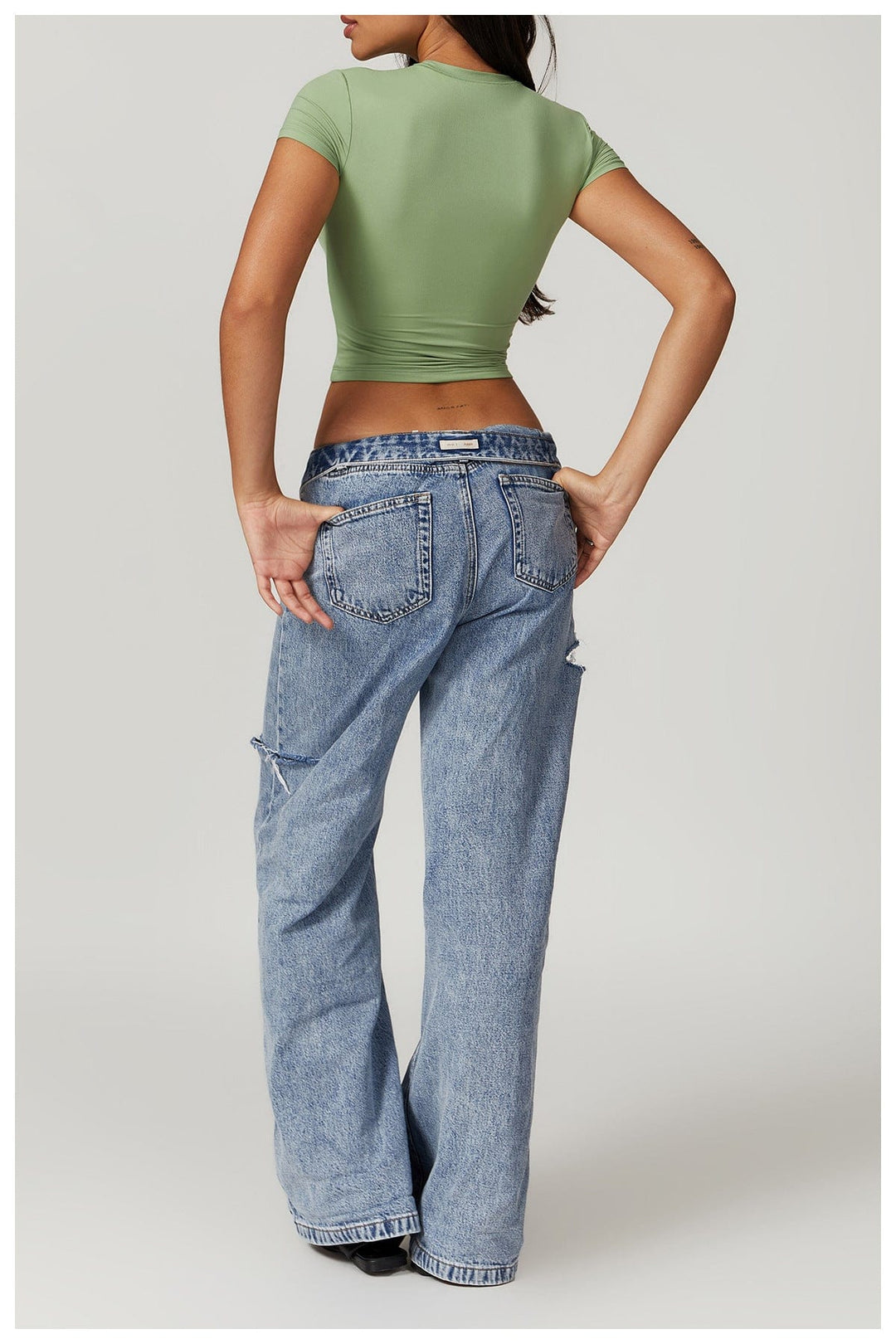 Valantomode | Women's Quick-Dry Shaping Crop Top - Breathable, Stretchable Activewear for Gym, Yoga, and Running