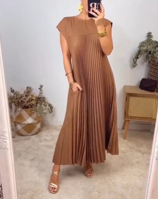 Valantomode | Chic Pleated Dress in Soft Polyester for Everyday Comfort