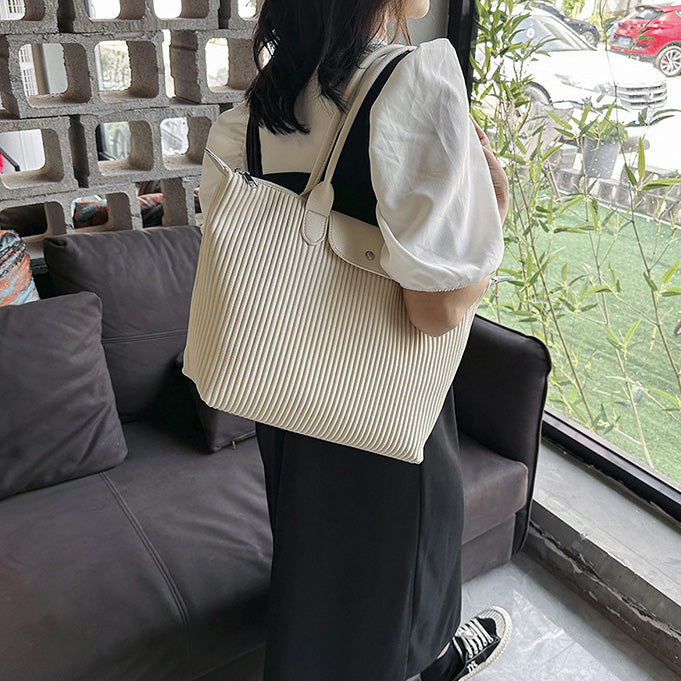 Valantomode | The Pleated Garrison – Women's Premium Architectural Top-Handle Tote