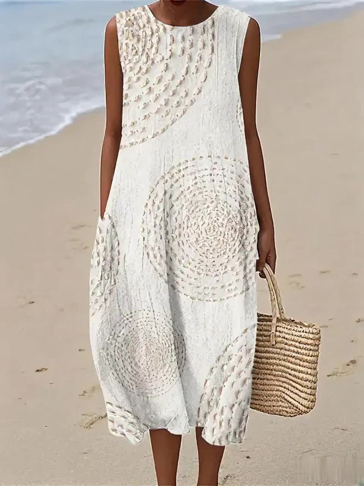 Valantomode | Stylish Sleeveless Dress Perfect for Casual Days Out