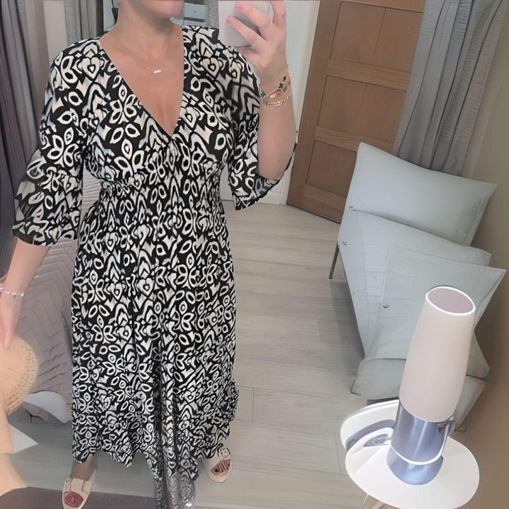 Valantomode | Dress with Boho Print