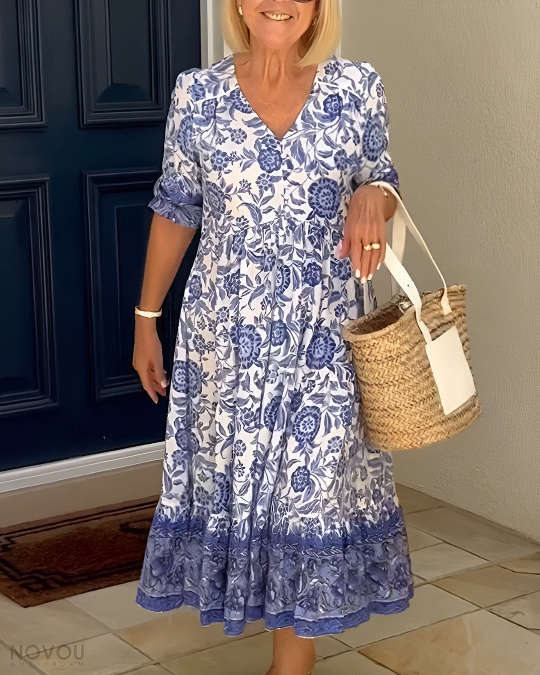 Valantomode | Dress With Elegant Floral Design & V-Neck