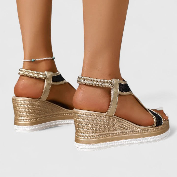Valantomode | Sandals with Elegant Design