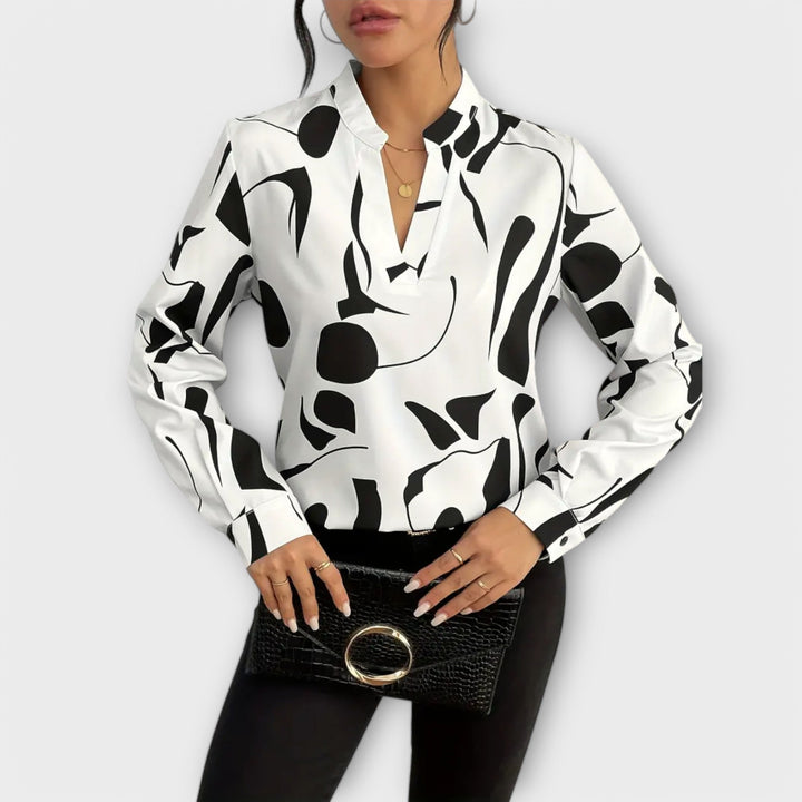 Valantomode | Blouse with Elegant Design