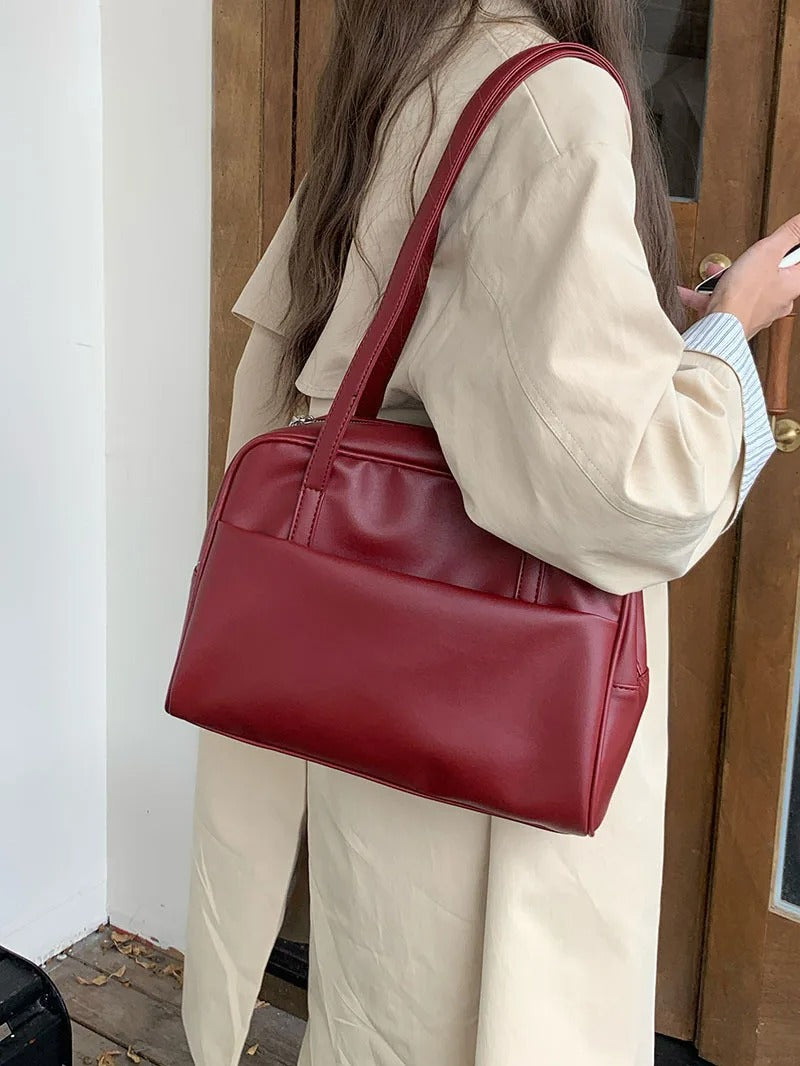 Valantomode | Amara Archival Garrison – High-Capacity Vintage-Inspired PU Leather Executive Tote