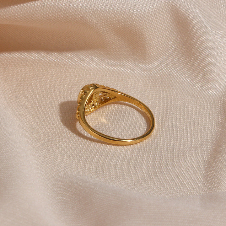 Valantomode | Plated Kendra Vintage Ring with Filigree-Imbricated Architecture and Freshwater Pearl