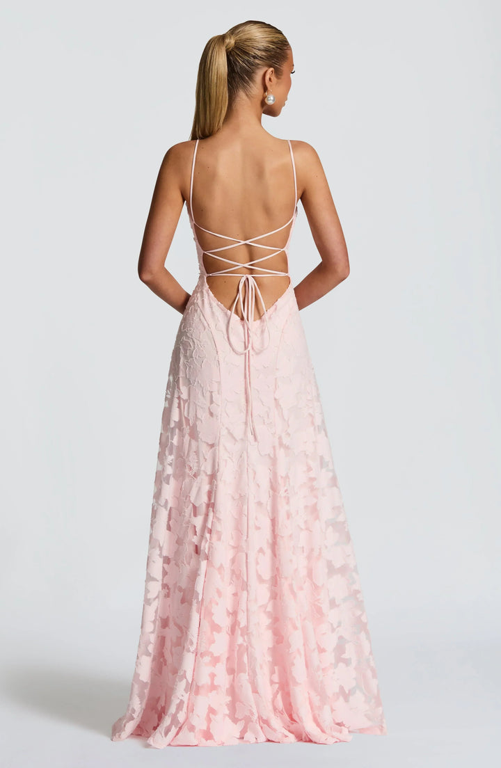 Valantomode | Open Back Maxi Dress for Elegant Summer Events