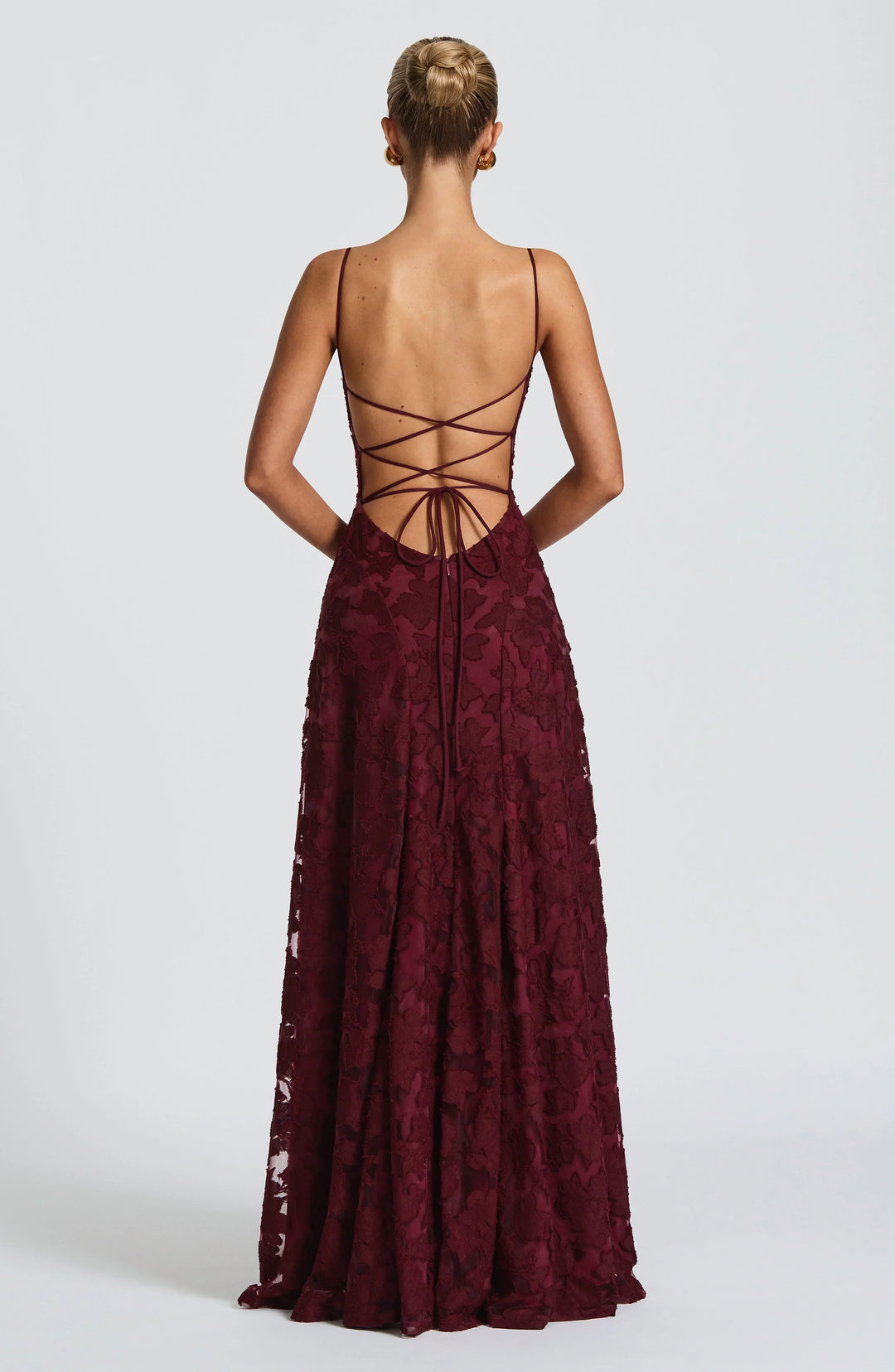 Valantomode | Open Back Maxi Dress for Elegant Summer Events