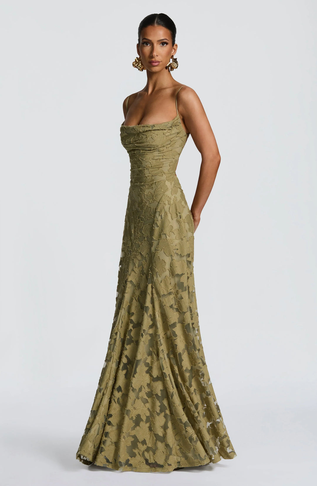 Valantomode | Open Back Maxi Dress for Elegant Summer Events
