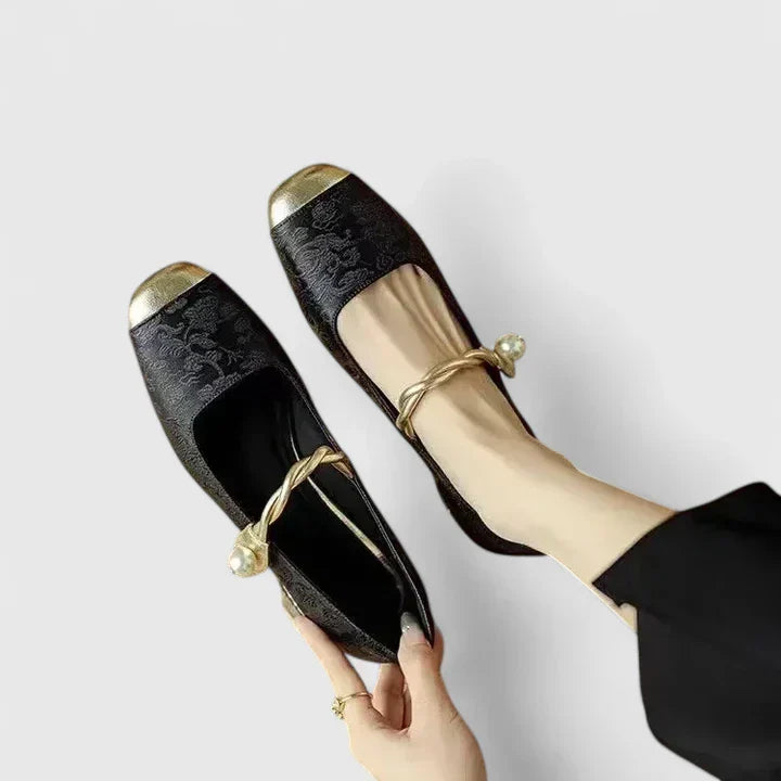 Valantomode | Comfortable Mary Jane Shoes for Everyday Wear and Support