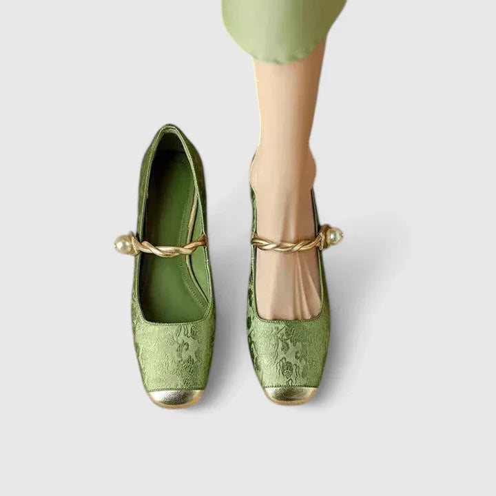 Valantomode | Comfortable Mary Jane Shoes for Everyday Wear and Support