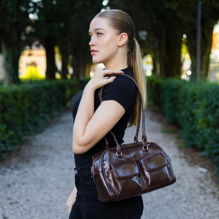 Valantomode | Linear Archival Baguette – Premium Vegan Leather Vintage-Style Shoulder Bag