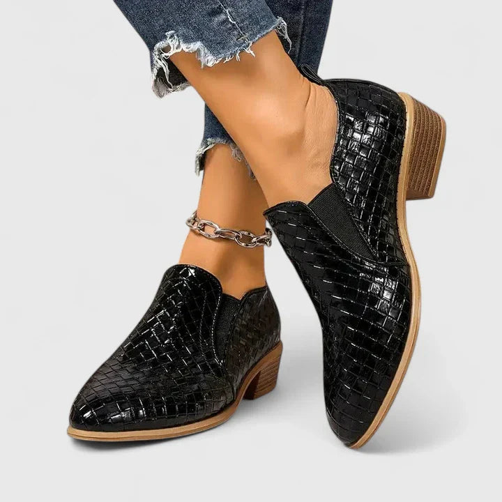 Valantomode | Stylish Orthopedic Footwear for Comfort All Day