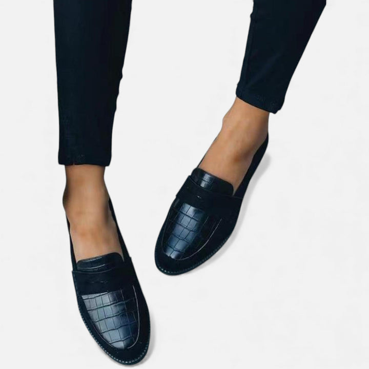 Valantomode | Women’s Black Leather Comfort Shoe – Ergonomic Sovereignty & Kinetic Grace