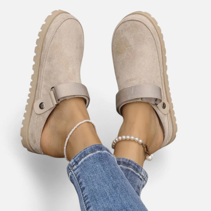 Valantomode | Women’s Leather Slippers – Thick Sole Comfort & Modern Sophistication