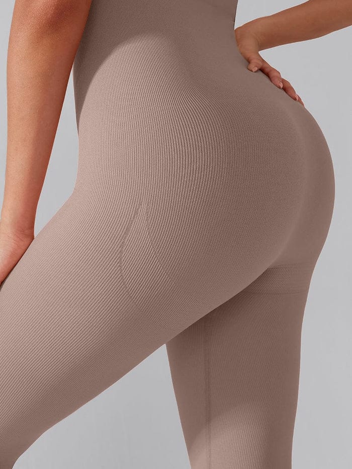 Valantomode | Seamless Yoga Bodysuit with Built-in Bra and Sculpted Butterfly Back