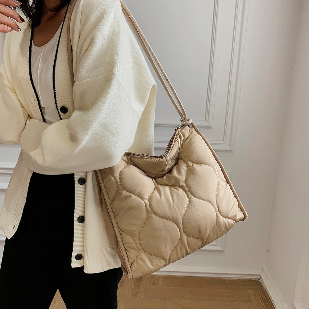 Valantomode | The ‘Aurelius’ Thermal Garrison – Climate Command & Voluminous Utility