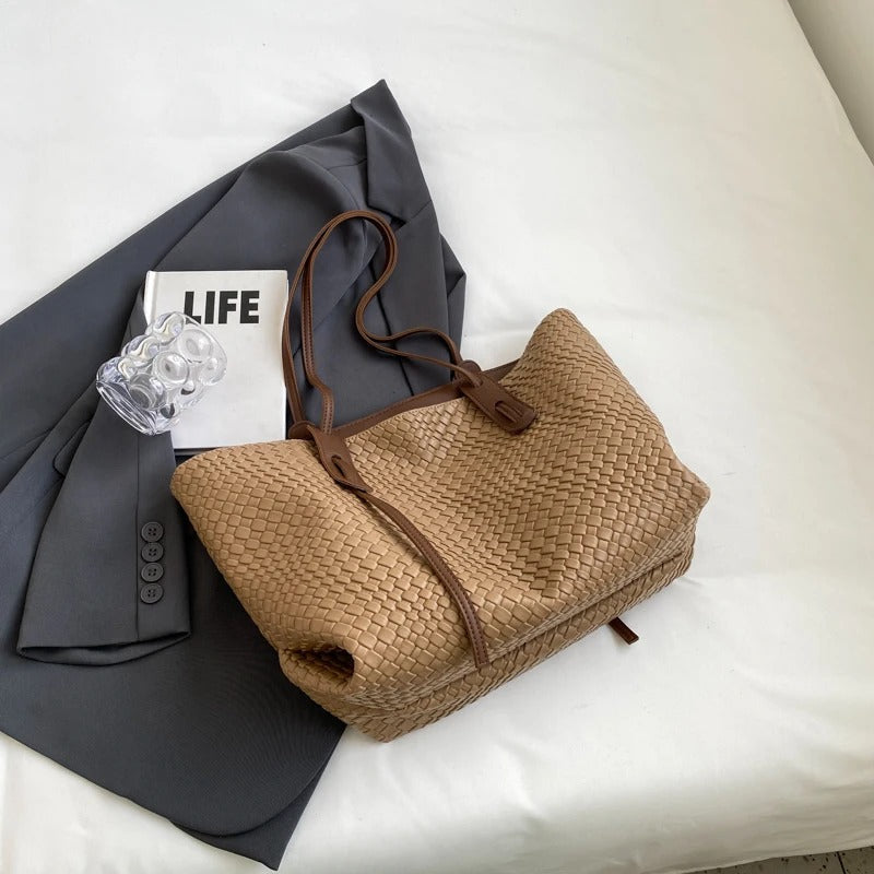 Valantomode | The Veridian Lattice Executive – Women's Premium Woven Vegan Leather Business Tote