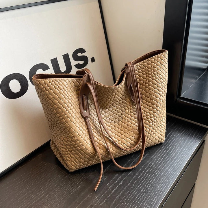 Valantomode | The Veridian Lattice Executive – Women's Premium Woven Vegan Leather Business Tote
