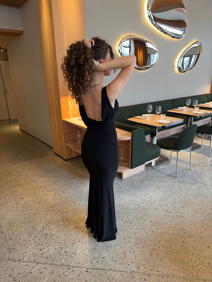 Valantomode | Elegant Black Deep V-Neck Evening Dress for Glamorous Nights