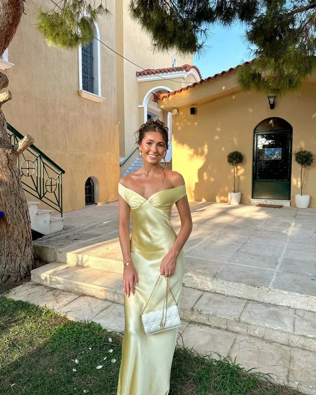 Valantomode | Chic Off-Shoulder Evening Gown for Elegant Occasions