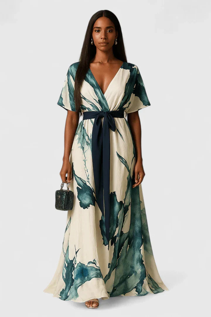 Valantomode | Chic and Timeless Dress for Effortless Style