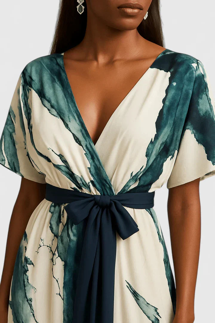 Valantomode | Chic and Timeless Dress for Effortless Style