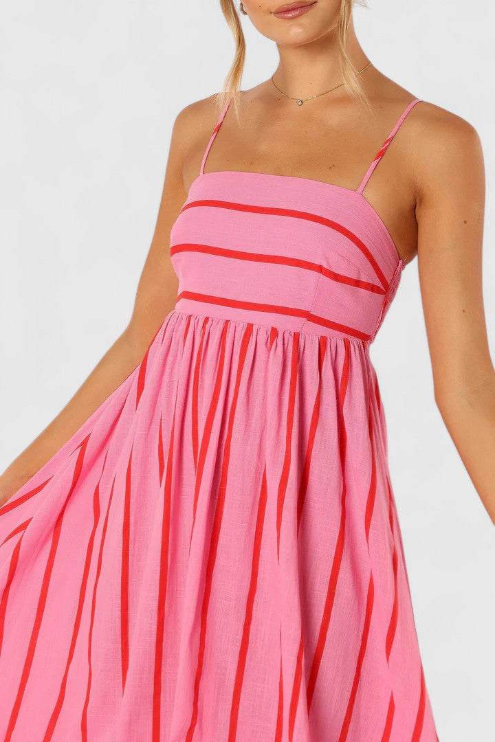 Valantomode | Chic Maxi Dress for Effortless Style at Any Event