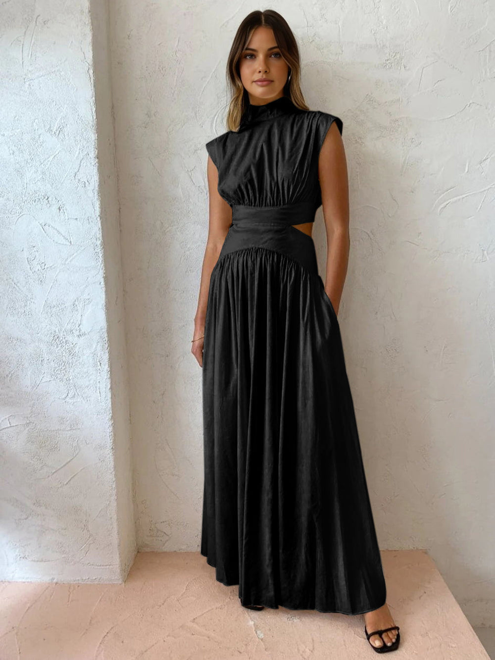 Valantomode | Chic Maxi Dress with Stylish Waist Cut-out Design